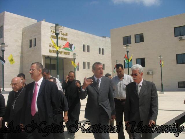 البطريرك ميشيل صباح خلال زيارة جامعة النجاح الوطنية