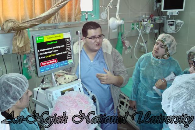 طلبة من قسم التمريض في الجامعة يزورون مستشفى رفيديا في نابلس 11