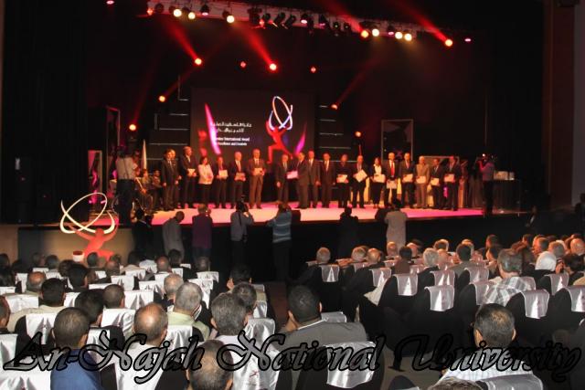 24.10.2011 2011 حفل الإعلان عن جائزة فلسطين الدولية للتميز والإبداع 16